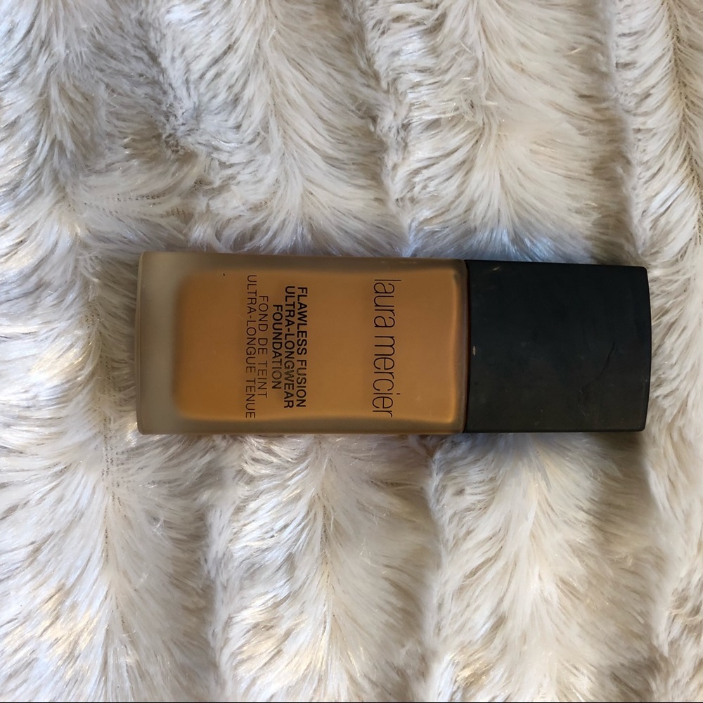 LAURA MERCIER FLAWLESS FUSION FOUNDATION